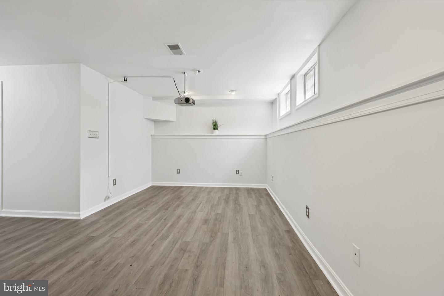 17875 LOUNSBERY DR, DUMFRIES, Virginia 22026, 3 Bedrooms Bedrooms, ,2 BathroomsBathrooms,Residential,For sale,17875 LOUNSBERY DR,VAPW2097540 MLS # VAPW2097540
