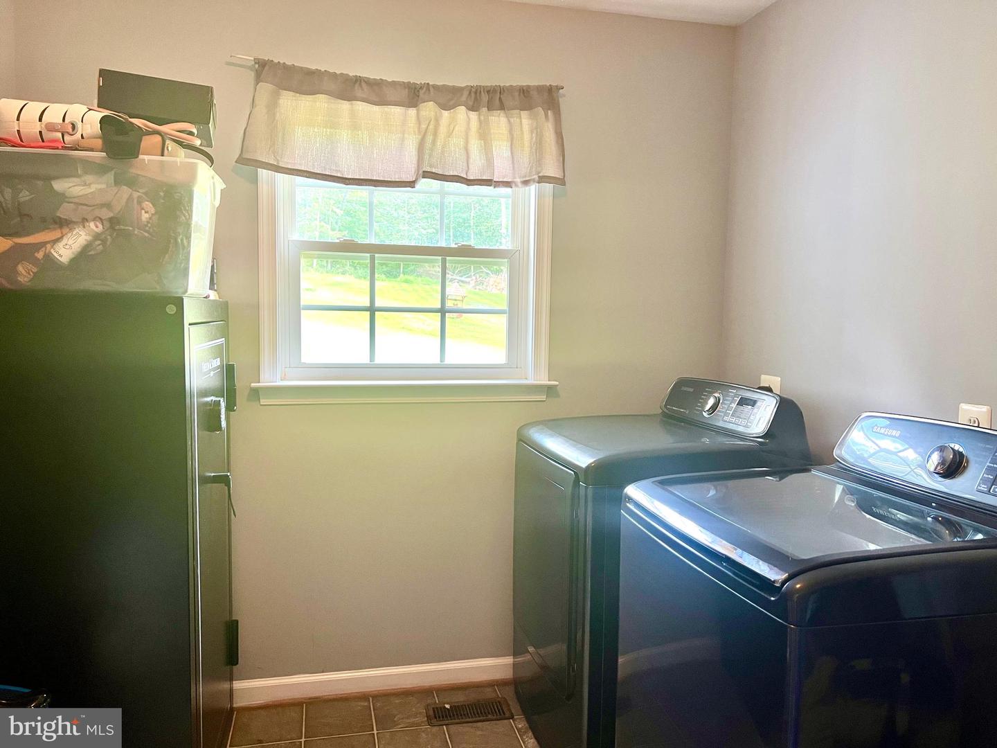 17034, 17030, 17046 LEE HWY, AMISSVILLE, Virginia 20106, 3 Bedrooms Bedrooms, ,3 BathroomsBathrooms,Residential,For sale,17034, 17030, 17046 LEE HWY,VACU2011098 MLS # VACU2011098