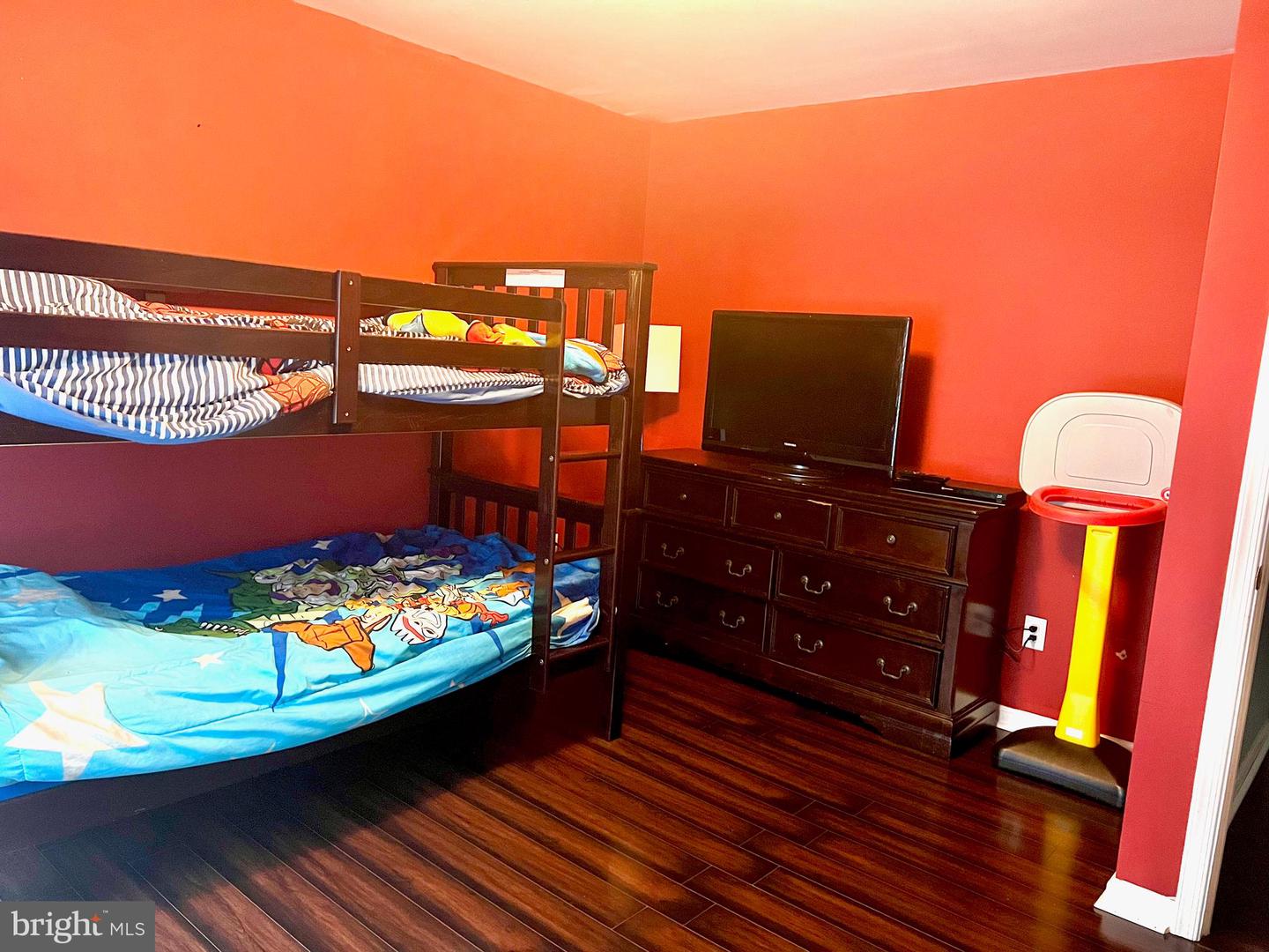 17034, 17030, 17046 LEE HWY, AMISSVILLE, Virginia 20106, 3 Bedrooms Bedrooms, ,3 BathroomsBathrooms,Residential,For sale,17034, 17030, 17046 LEE HWY,VACU2011098 MLS # VACU2011098