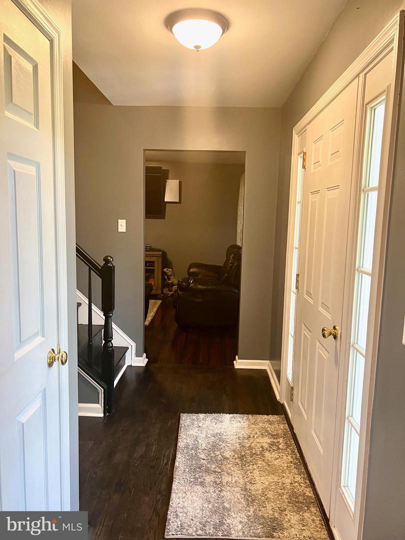 17034, 17030, 17046 LEE HWY, AMISSVILLE, Virginia 20106, 3 Bedrooms Bedrooms, ,3 BathroomsBathrooms,Residential,For sale,17034, 17030, 17046 LEE HWY,VACU2011098 MLS # VACU2011098
