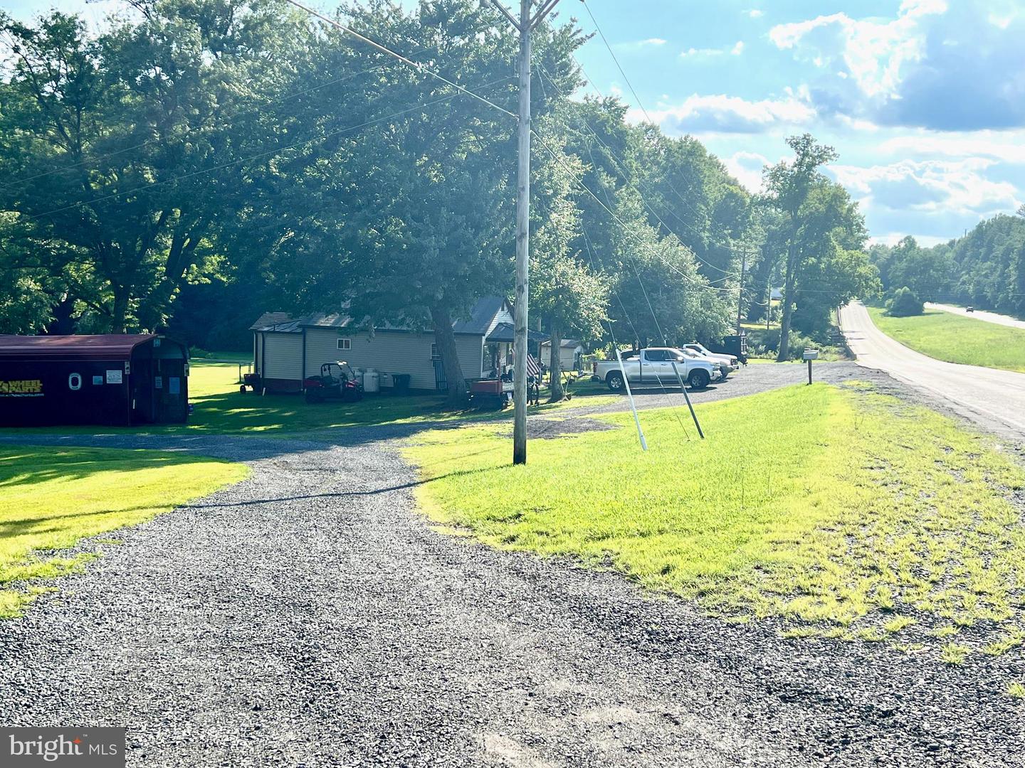 17034, 17030, 17046 LEE HWY, AMISSVILLE, Virginia 20106, 3 Bedrooms Bedrooms, ,3 BathroomsBathrooms,Residential,For sale,17034, 17030, 17046 LEE HWY,VACU2011098 MLS # VACU2011098