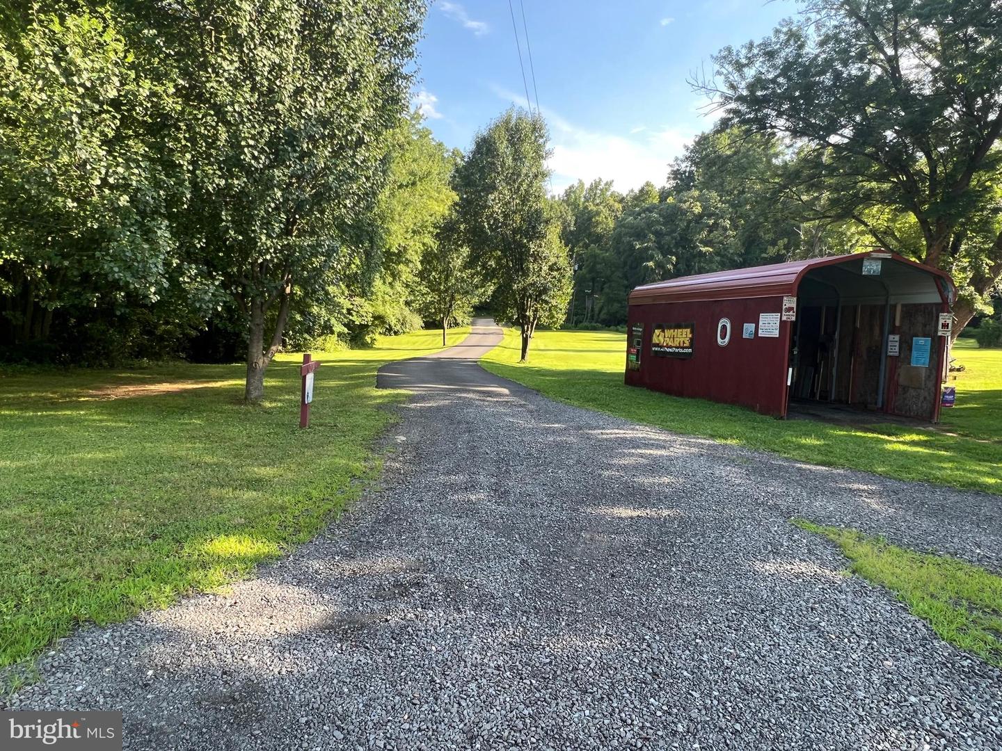 17034, 17030, 17046 LEE HWY, AMISSVILLE, Virginia 20106, 3 Bedrooms Bedrooms, ,3 BathroomsBathrooms,Residential,For sale,17034, 17030, 17046 LEE HWY,VACU2011098 MLS # VACU2011098