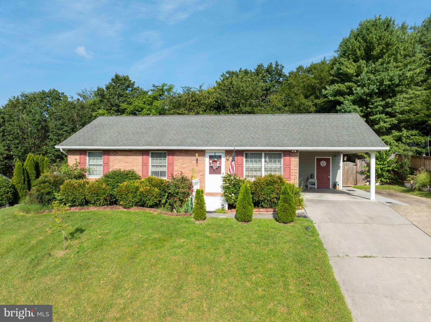 1197 KESLER RD, FRONT ROYAL, Virginia 22630, 3 Bedrooms Bedrooms, 8 Rooms Rooms,1 BathroomBathrooms,Residential,For sale,1197 KESLER RD,VAWR2011860 MLS # VAWR2011860