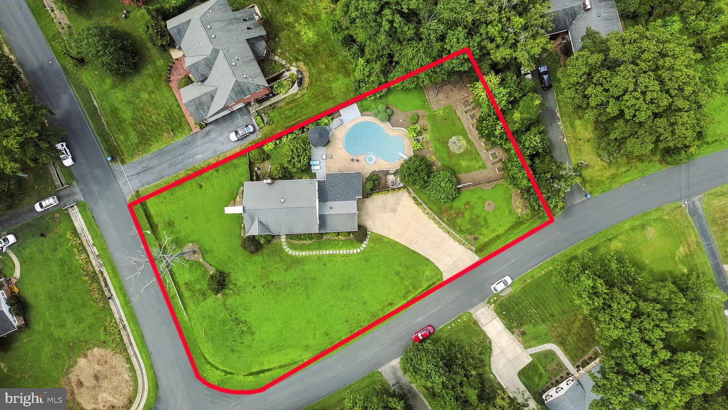 4601 TARPON LN, ALEXANDRIA, Virginia 22309, 4 Bedrooms Bedrooms, ,3 BathroomsBathrooms,Residential,For sale,4601 TARPON LN,VAFX2258784 MLS # VAFX2258784