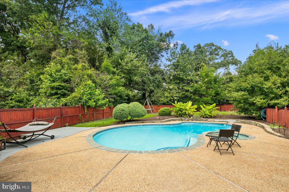 4601 TARPON LN, ALEXANDRIA, Virginia 22309, 4 Bedrooms Bedrooms, ,3 BathroomsBathrooms,Residential,For sale,4601 TARPON LN,VAFX2258784 MLS # VAFX2258784
