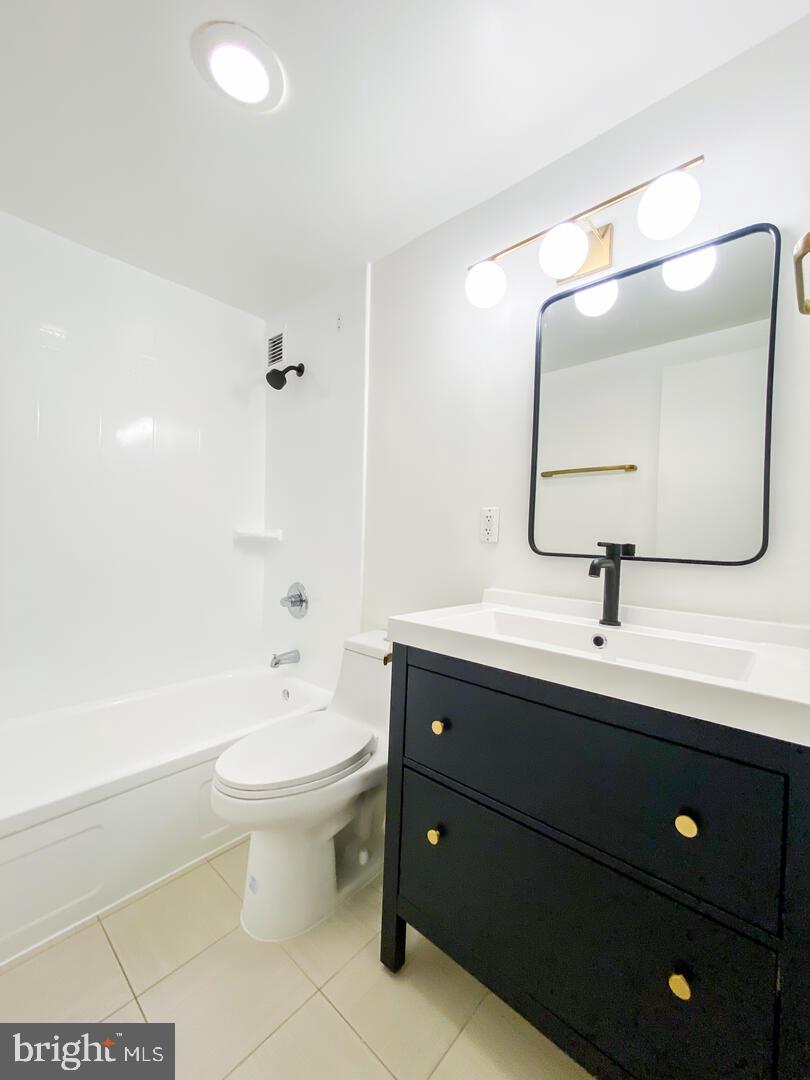 1101 3RD ST SW #310, WASHINGTON, District Of Columbia 20024, 1 Bedroom Bedrooms, ,1 BathroomBathrooms,Residential,For sale,1101 3RD ST SW #310,DCDC2213186 MLS # DCDC2213186