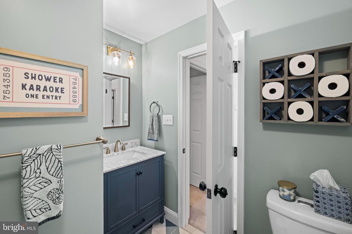 7054 IDYLWOOD RD, FALLS CHURCH, Virginia 22043, 7 Bedrooms Bedrooms, ,4 BathroomsBathrooms,Residential,For sale,7054 IDYLWOOD RD,VAFX2259710 MLS # VAFX2259710