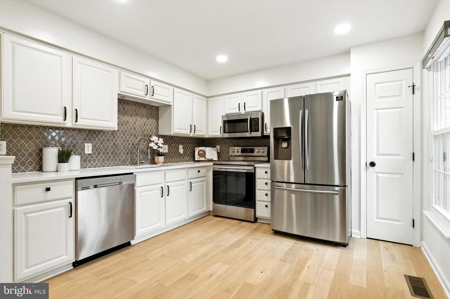 7495 GADSBY SQ, ALEXANDRIA, Virginia 22315, 3 Bedrooms Bedrooms, ,2 BathroomsBathrooms,Residential,For sale,7495 GADSBY SQ,VAFX2260262 MLS # VAFX2260262