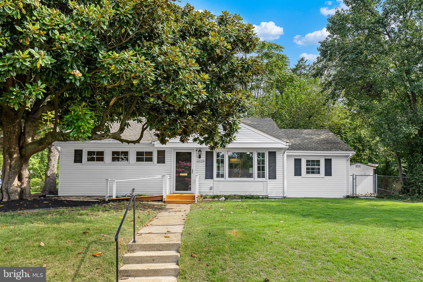 6529 VIRGINIA HILLS AVE, ALEXANDRIA, Virginia 22310, 3 Bedrooms Bedrooms, ,1 BathroomBathrooms,Residential,For sale,6529 VIRGINIA HILLS AVE,VAFX2260364 MLS # VAFX2260364