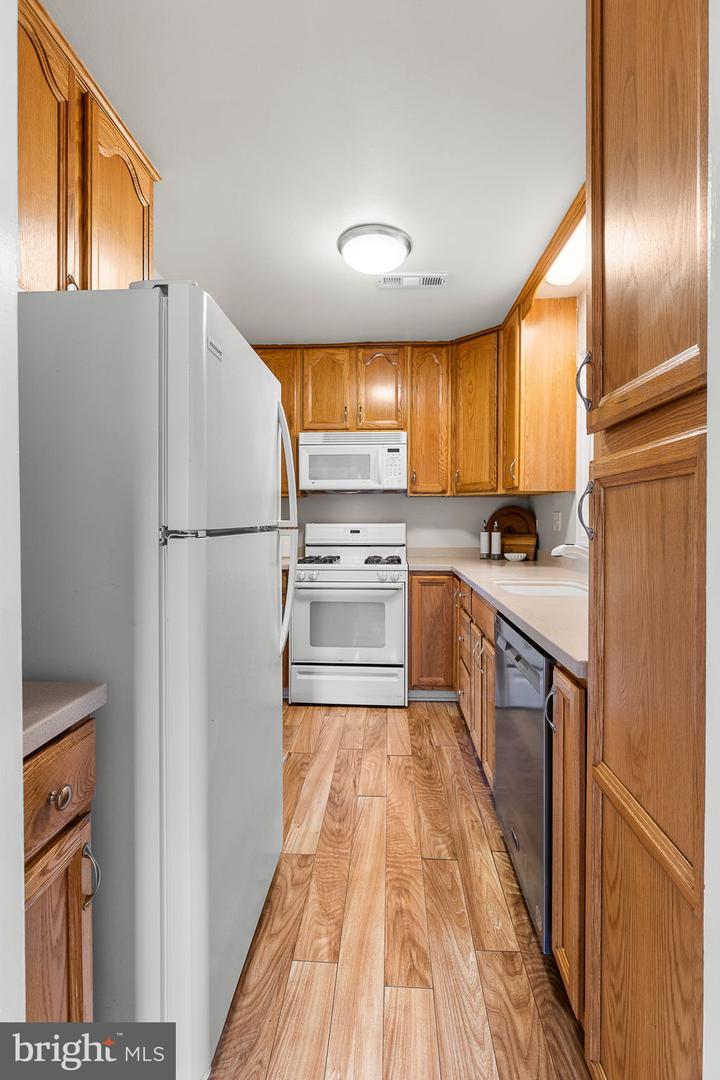6529 VIRGINIA HILLS AVE, ALEXANDRIA, Virginia 22310, 3 Bedrooms Bedrooms, ,1 BathroomBathrooms,Residential,For sale,6529 VIRGINIA HILLS AVE,VAFX2260364 MLS # VAFX2260364