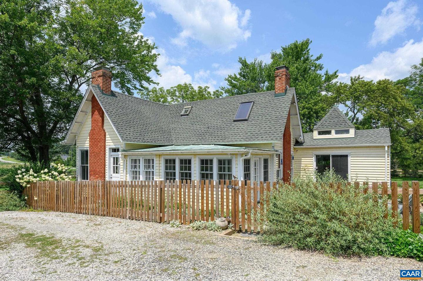 35 PAYNES LANDING RD, SCOTTSVILLE, Virginia 22945, 2 Bedrooms Bedrooms, ,2 BathroomsBathrooms,Residential,For sale,35 PAYNES LANDING RD,667737 MLS # 667737