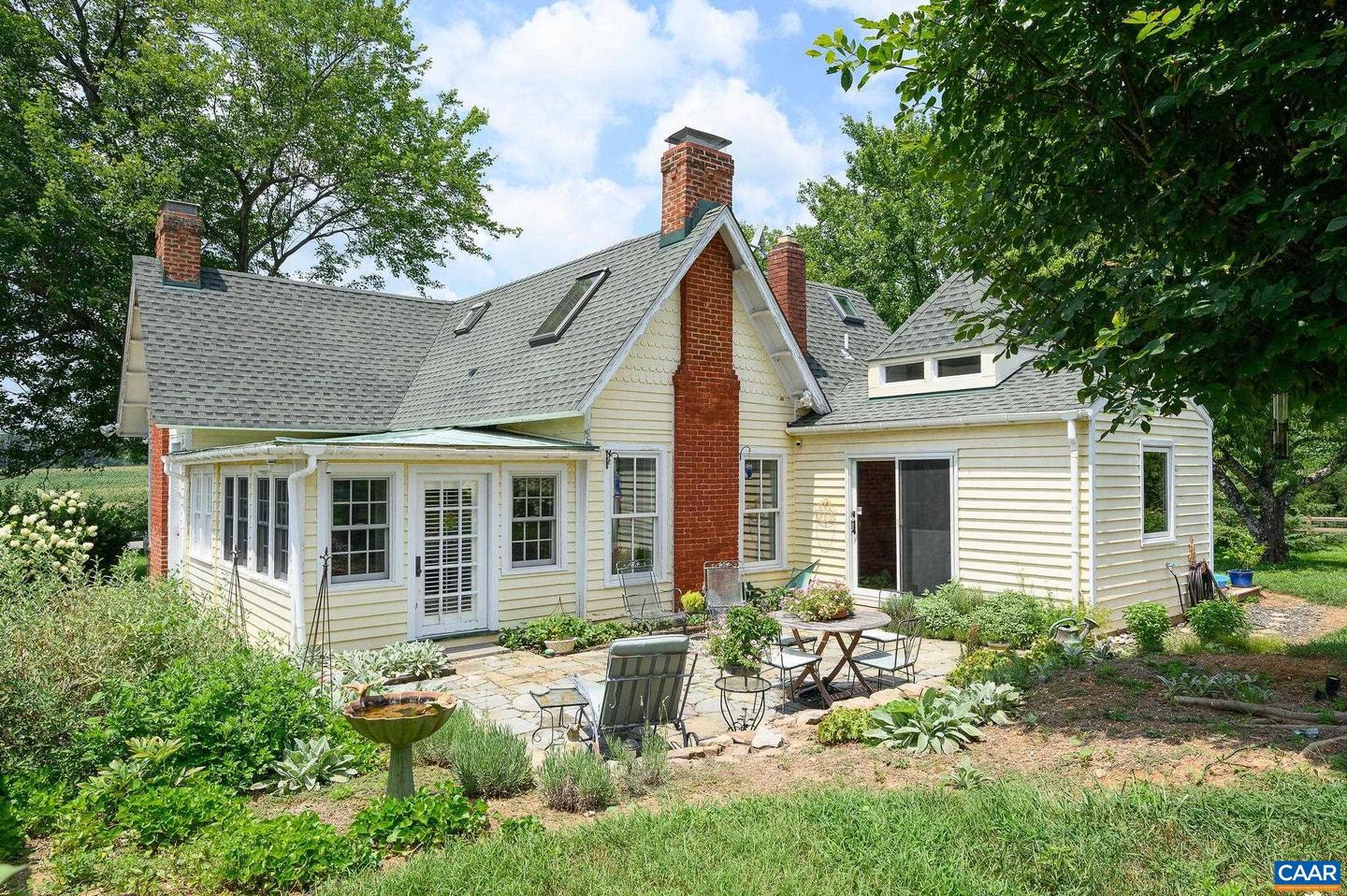 35 PAYNES LANDING RD, SCOTTSVILLE, Virginia 22945, 2 Bedrooms Bedrooms, ,2 BathroomsBathrooms,Residential,For sale,35 PAYNES LANDING RD,667737 MLS # 667737