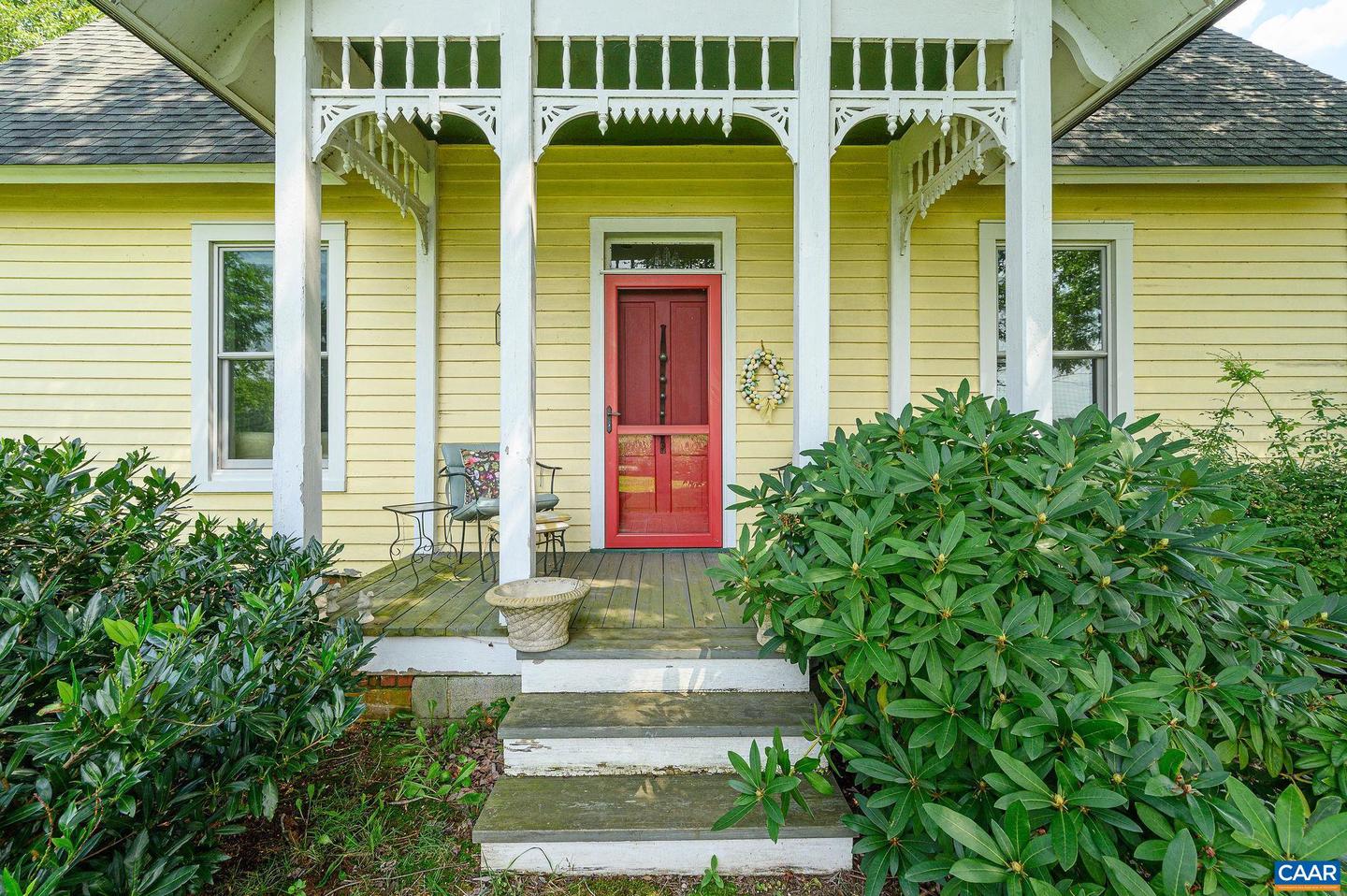 35 PAYNES LANDING RD, SCOTTSVILLE, Virginia 22945, 2 Bedrooms Bedrooms, ,2 BathroomsBathrooms,Residential,For sale,35 PAYNES LANDING RD,667737 MLS # 667737