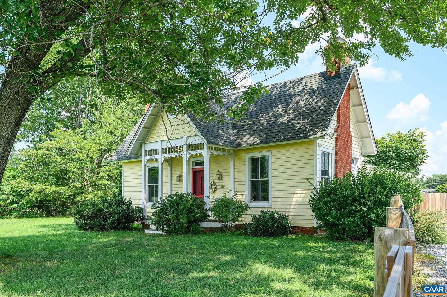 35 PAYNES LANDING RD, SCOTTSVILLE, Virginia 22945, 2 Bedrooms Bedrooms, ,2 BathroomsBathrooms,Residential,For sale,35 PAYNES LANDING RD,667737 MLS # 667737