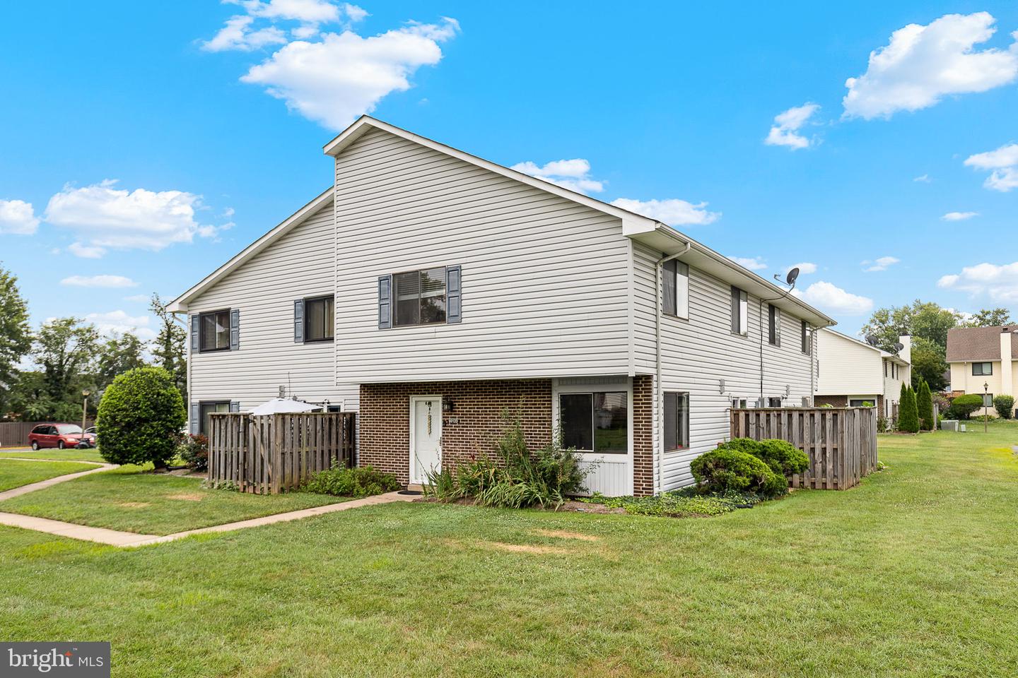 9012 SANDALWOOD DR #D, MANASSAS, Virginia 20110, 3 Bedrooms Bedrooms, ,2 BathroomsBathrooms,Residential,For sale,9012 SANDALWOOD DR #D,VAMN2009208 MLS # VAMN2009208