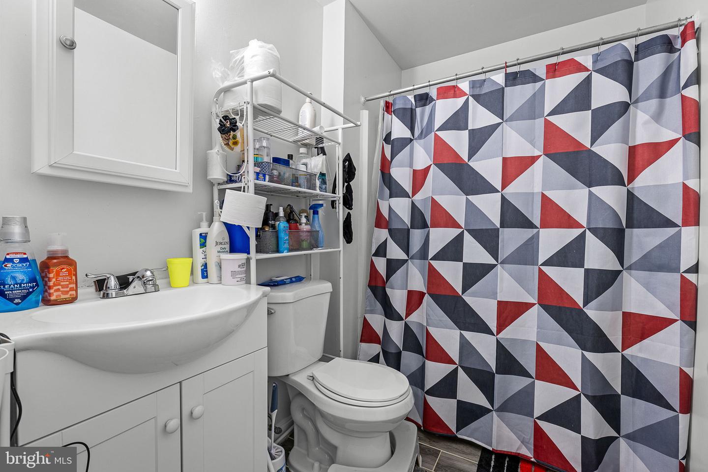 9012 SANDALWOOD DR #D, MANASSAS, Virginia 20110, 3 Bedrooms Bedrooms, ,2 BathroomsBathrooms,Residential,For sale,9012 SANDALWOOD DR #D,VAMN2009208 MLS # VAMN2009208
