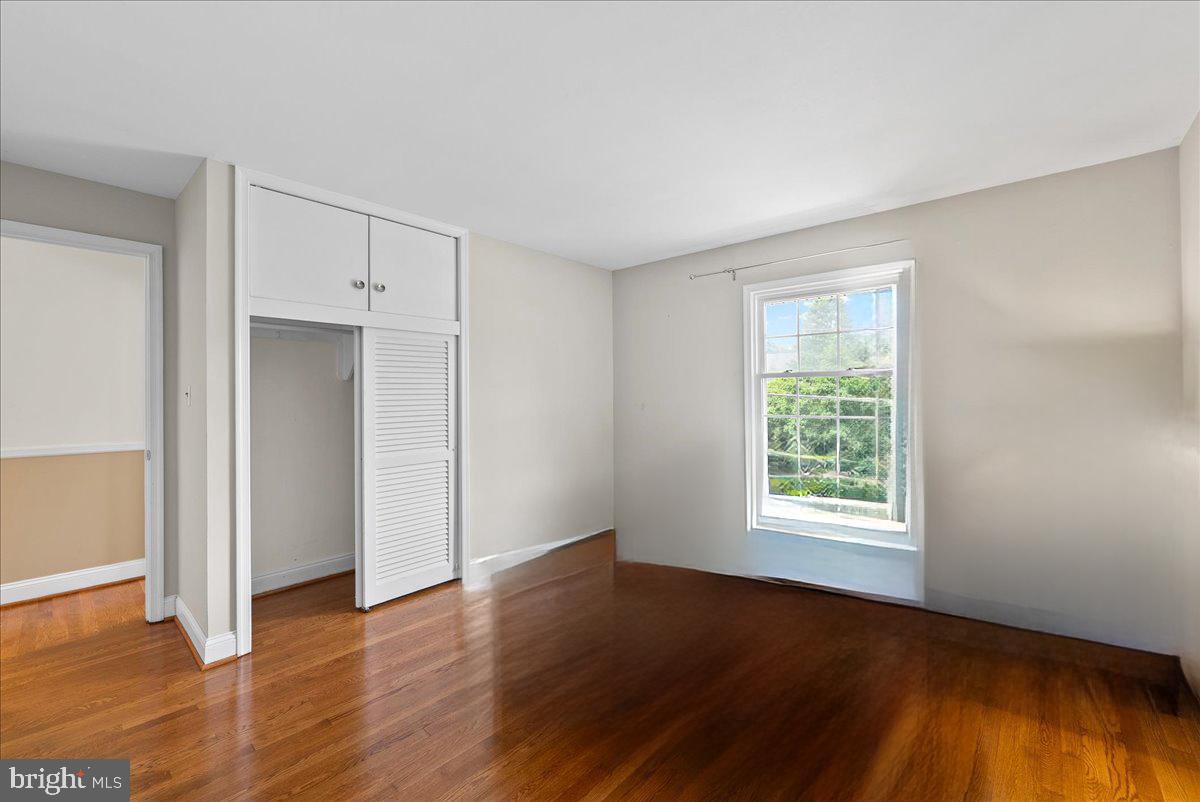 7029 OLD DOMINION DR, MCLEAN, Virginia 22101, 6 Bedrooms Bedrooms, ,3 BathroomsBathrooms,Residential,For sale,7029 OLD DOMINION DR,VAFX2261770 MLS # VAFX2261770
