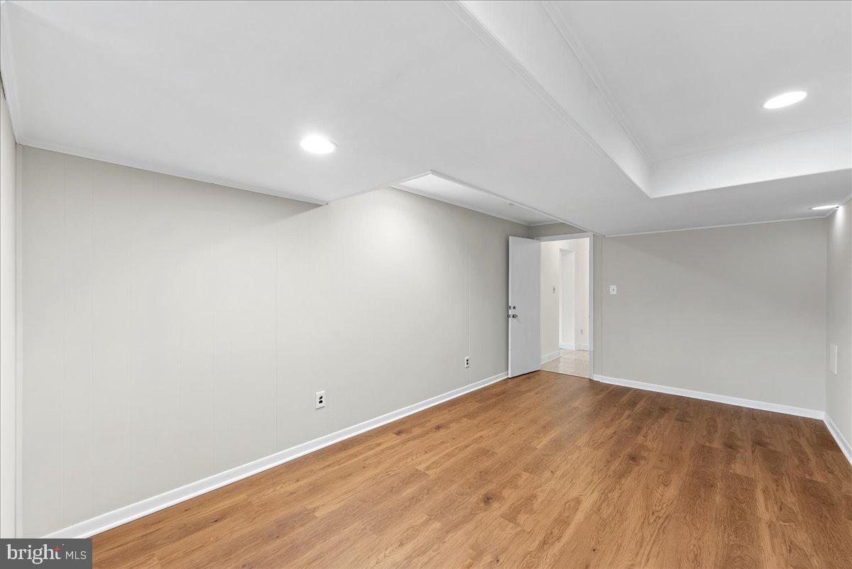 7029 OLD DOMINION DR, MCLEAN, Virginia 22101, 6 Bedrooms Bedrooms, ,3 BathroomsBathrooms,Residential,For sale,7029 OLD DOMINION DR,VAFX2261770 MLS # VAFX2261770