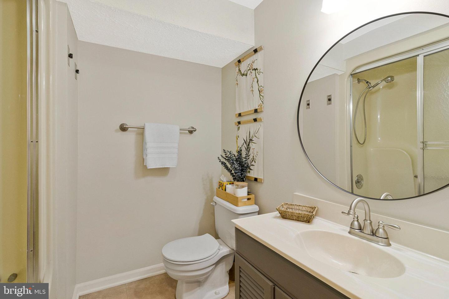 3518 MOUNT BURNSIDE WAY, WOODBRIDGE, Virginia 22192, 4 Bedrooms Bedrooms, ,3 BathroomsBathrooms,Residential,For sale,3518 MOUNT BURNSIDE WAY,VAPW2101714 MLS # VAPW2101714