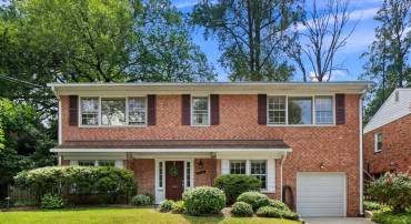 2728 S GROVE ST, ARLINGTON, Virginia 22202, 3 Bedrooms Bedrooms, ,2 BathroomsBathrooms,Residential,For sale,2728 S GROVE ST,VAAR2062410 MLS # VAAR2062410
