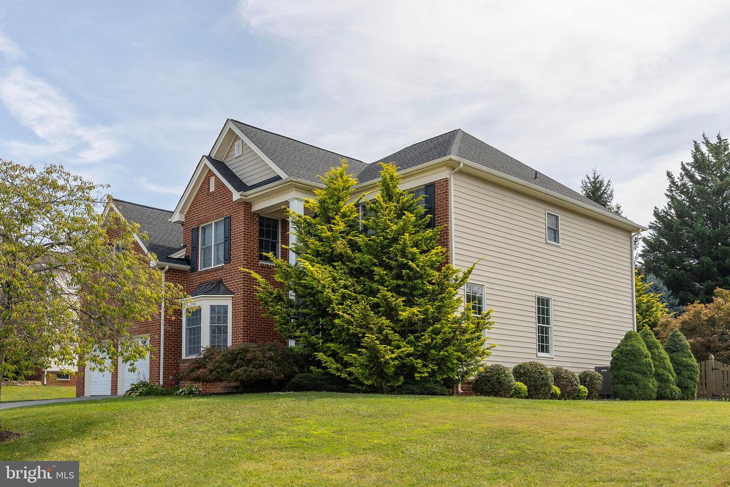 2530 GOLDENFIELD LN, WINCHESTER, Virginia 22601, 4 Bedrooms Bedrooms, ,3 BathroomsBathrooms,Residential,For sale,2530 GOLDENFIELD LN,VAWI2008908 MLS # VAWI2008908