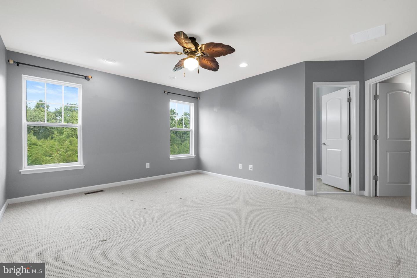 25359 WAKESTONE PARK TER, CHANTILLY, Virginia 20152, 4 Bedrooms Bedrooms, ,3 BathroomsBathrooms,Residential,For sale,25359 WAKESTONE PARK TER,VALO2104828 MLS # VALO2104828