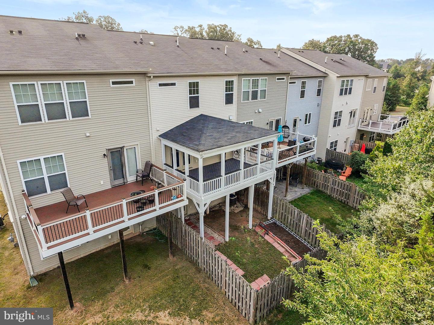 25359 WAKESTONE PARK TER, CHANTILLY, Virginia 20152, 4 Bedrooms Bedrooms, ,3 BathroomsBathrooms,Residential,For sale,25359 WAKESTONE PARK TER,VALO2104828 MLS # VALO2104828
