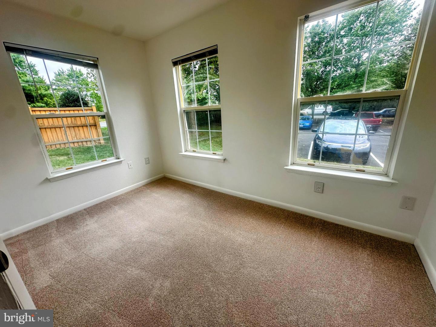 2559 PETER JEFFERSON LN, HERNDON, Virginia 20171, 4 Bedrooms Bedrooms, 4 Rooms Rooms,2 BathroomsBathrooms,Residential,For sale,2559 PETER JEFFERSON LN,VAFX2262208 MLS # VAFX2262208