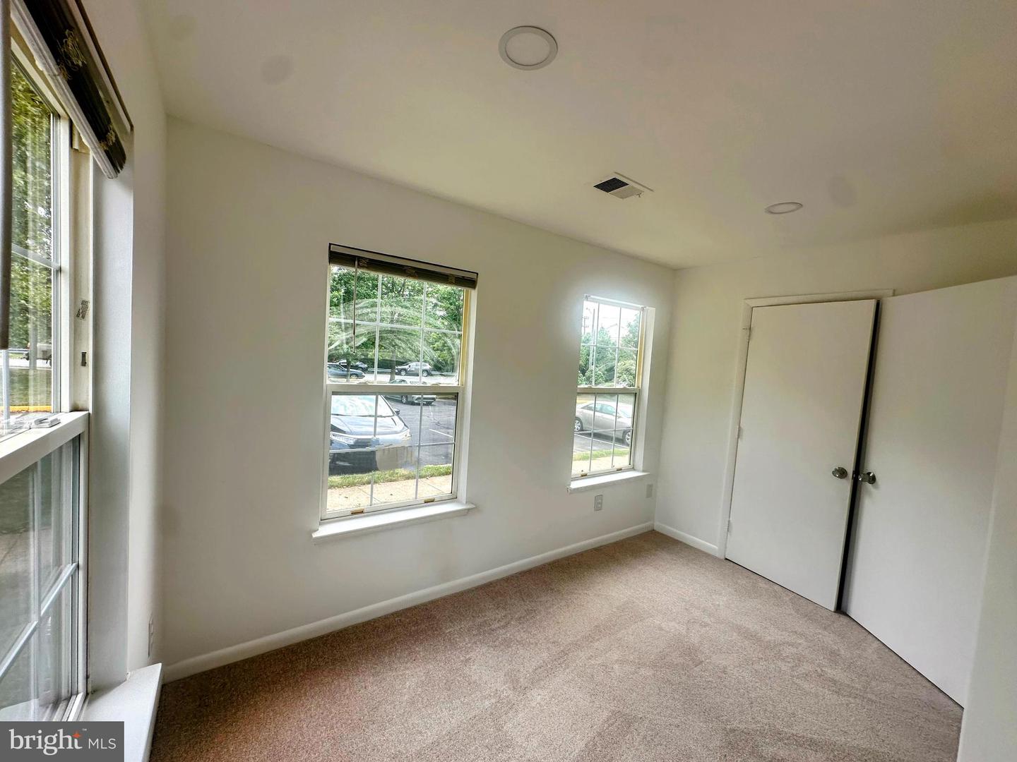 2559 PETER JEFFERSON LN, HERNDON, Virginia 20171, 4 Bedrooms Bedrooms, 4 Rooms Rooms,2 BathroomsBathrooms,Residential,For sale,2559 PETER JEFFERSON LN,VAFX2262208 MLS # VAFX2262208