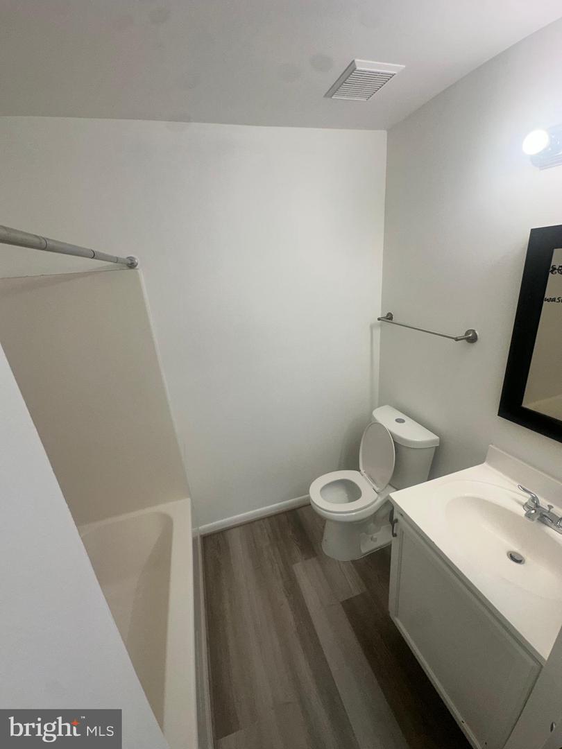 2559 PETER JEFFERSON LN, HERNDON, Virginia 20171, 4 Bedrooms Bedrooms, 4 Rooms Rooms,2 BathroomsBathrooms,Residential,For sale,2559 PETER JEFFERSON LN,VAFX2262208 MLS # VAFX2262208