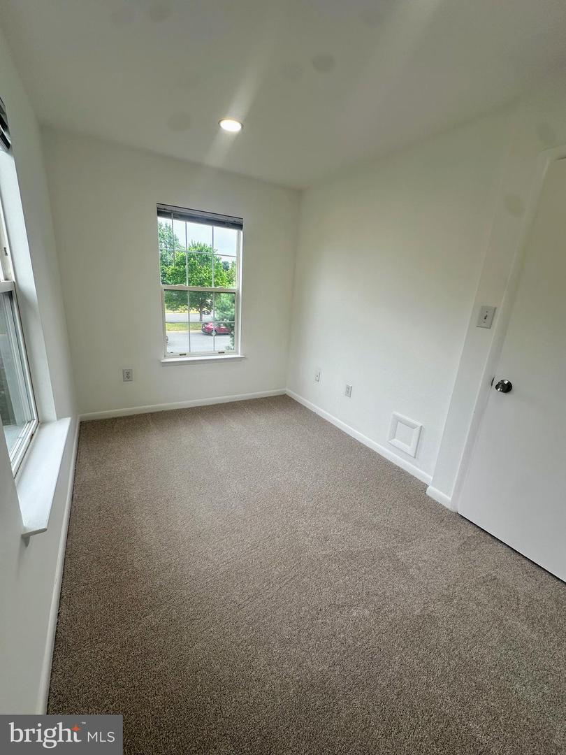 2559 PETER JEFFERSON LN, HERNDON, Virginia 20171, 4 Bedrooms Bedrooms, 4 Rooms Rooms,2 BathroomsBathrooms,Residential,For sale,2559 PETER JEFFERSON LN,VAFX2262208 MLS # VAFX2262208