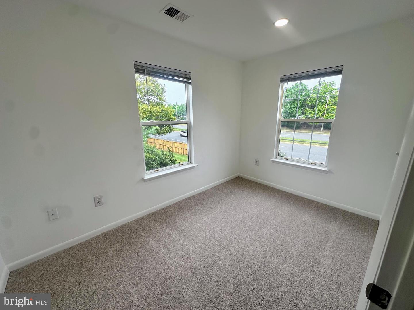 2559 PETER JEFFERSON LN, HERNDON, Virginia 20171, 4 Bedrooms Bedrooms, 4 Rooms Rooms,2 BathroomsBathrooms,Residential,For sale,2559 PETER JEFFERSON LN,VAFX2262208 MLS # VAFX2262208