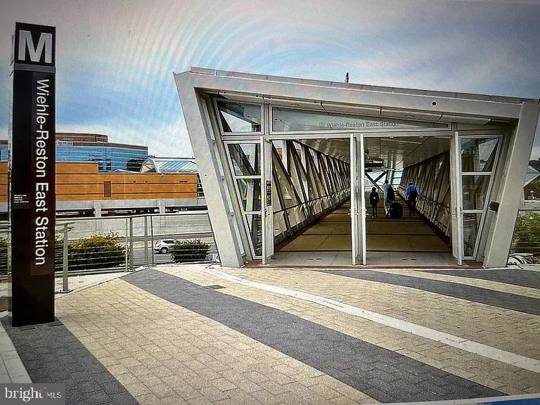 2559 PETER JEFFERSON LN, HERNDON, Virginia 20171, 4 Bedrooms Bedrooms, 4 Rooms Rooms,2 BathroomsBathrooms,Residential,For sale,2559 PETER JEFFERSON LN,VAFX2262208 MLS # VAFX2262208
