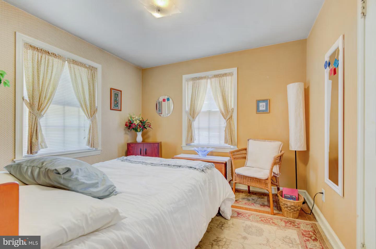5713 5TH ST S, ARLINGTON, Virginia 22204, 3 Bedrooms Bedrooms, ,2 BathroomsBathrooms,Residential,For sale,5713 5TH ST S,VAAR2062472 MLS # VAAR2062472