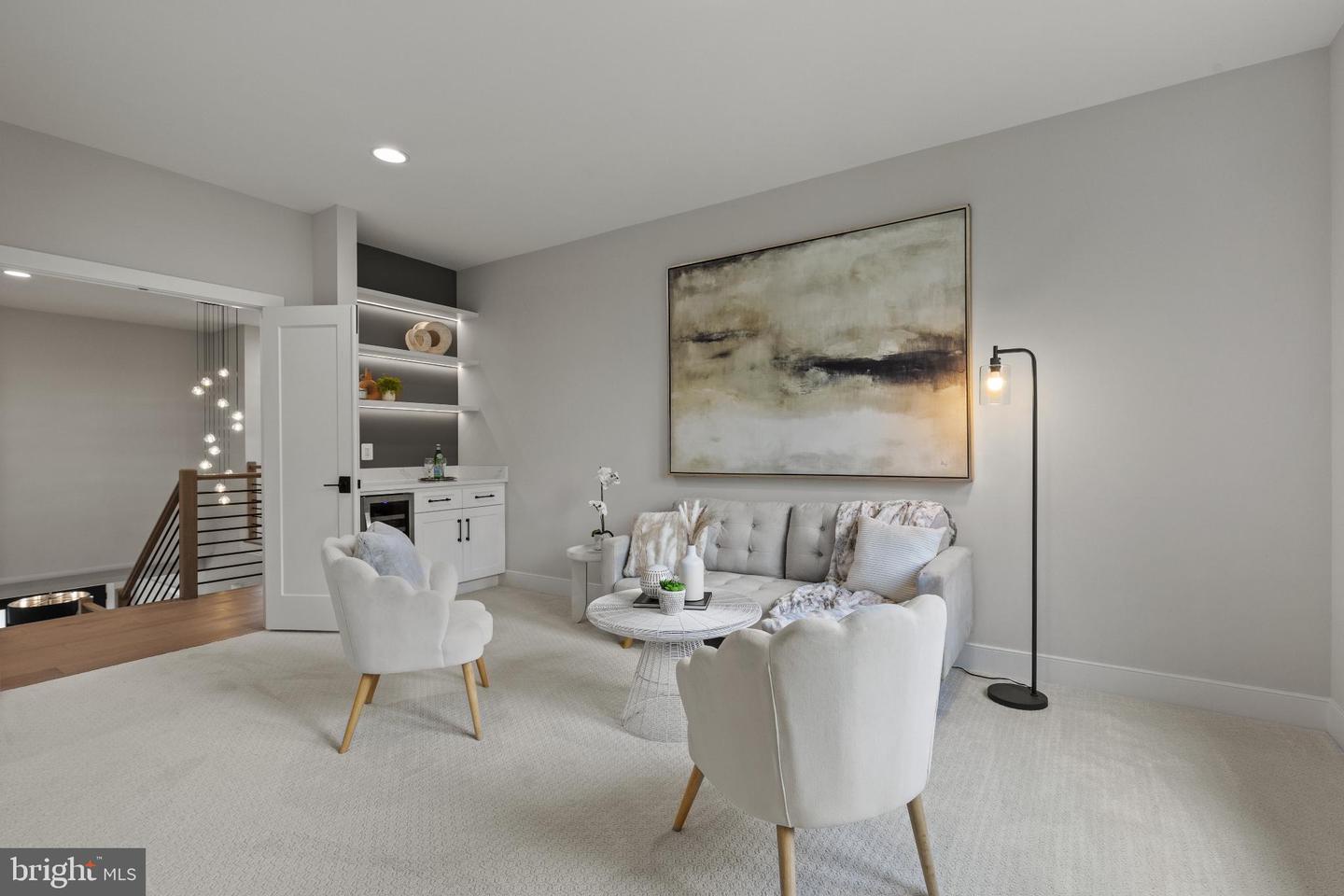 6511 IVY HILL DR, MCLEAN, Virginia 22101, 7 Bedrooms Bedrooms, 14 Rooms Rooms,6 BathroomsBathrooms,Residential,For sale,6511 IVY HILL DR,VAFX2262306 MLS # VAFX2262306