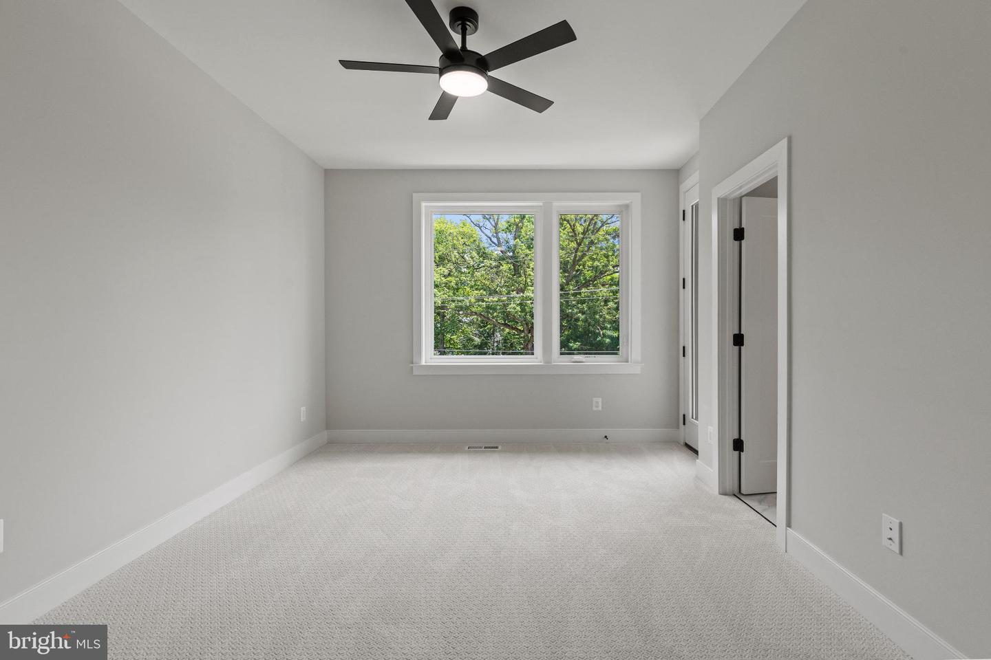 6511 IVY HILL DR, MCLEAN, Virginia 22101, 7 Bedrooms Bedrooms, 14 Rooms Rooms,6 BathroomsBathrooms,Residential,For sale,6511 IVY HILL DR,VAFX2262306 MLS # VAFX2262306