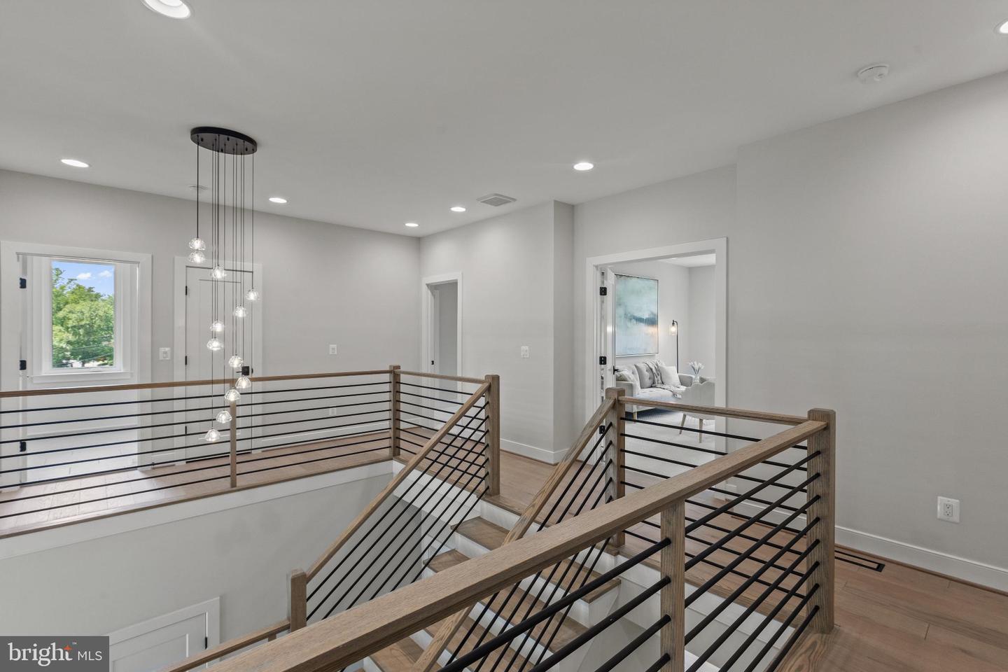 6511 IVY HILL DR, MCLEAN, Virginia 22101, 7 Bedrooms Bedrooms, 14 Rooms Rooms,6 BathroomsBathrooms,Residential,For sale,6511 IVY HILL DR,VAFX2262306 MLS # VAFX2262306