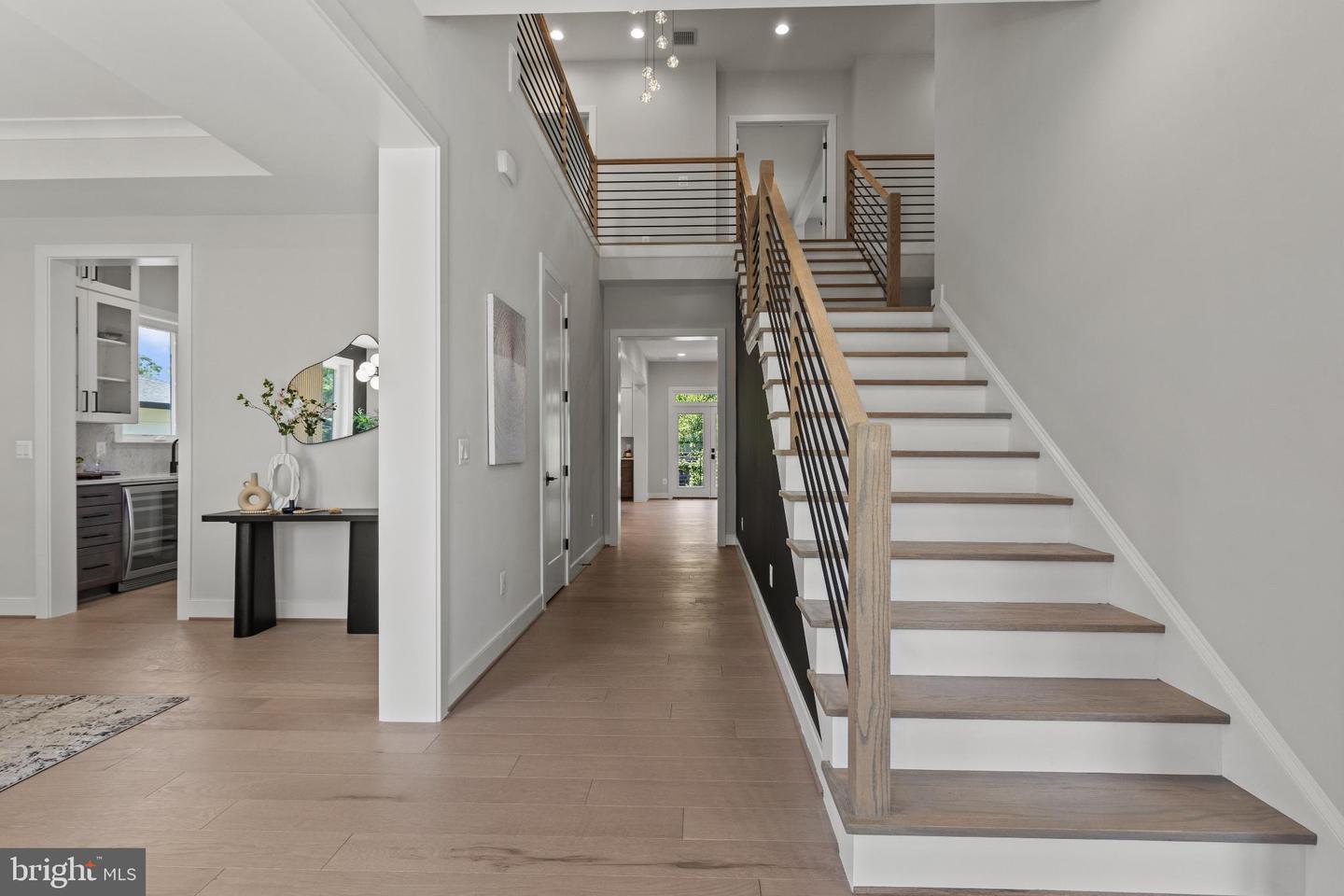 6511 IVY HILL DR, MCLEAN, Virginia 22101, 7 Bedrooms Bedrooms, 14 Rooms Rooms,6 BathroomsBathrooms,Residential,For sale,6511 IVY HILL DR,VAFX2262306 MLS # VAFX2262306