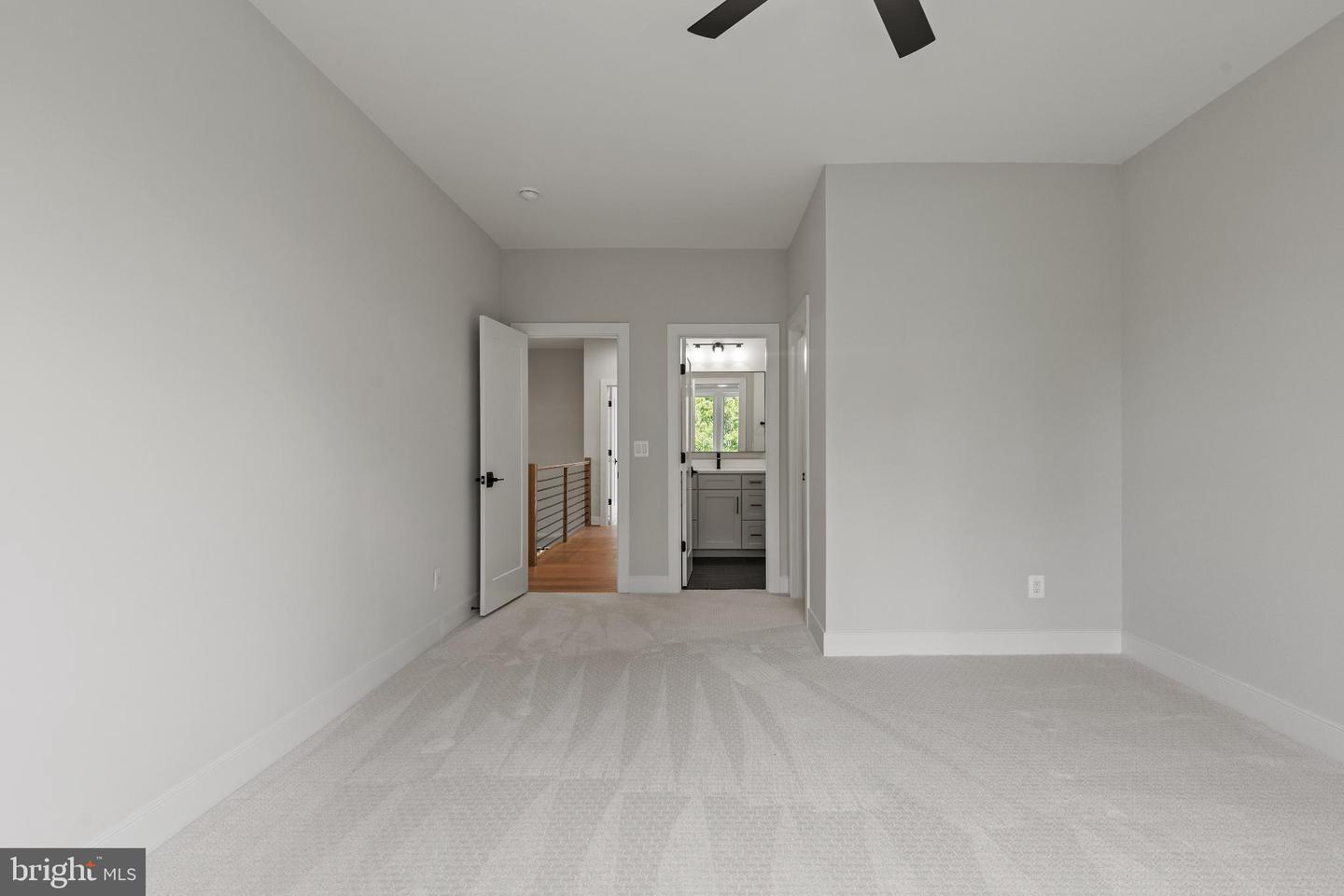6511 IVY HILL DR, MCLEAN, Virginia 22101, 7 Bedrooms Bedrooms, 14 Rooms Rooms,6 BathroomsBathrooms,Residential,For sale,6511 IVY HILL DR,VAFX2262306 MLS # VAFX2262306