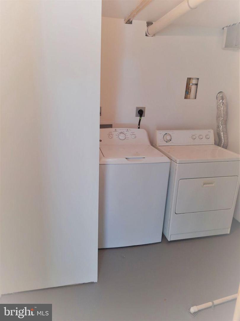 9219 MCCARTY RD, LORTON, Virginia 22079, 4 Bedrooms Bedrooms, 8 Rooms Rooms,3 BathroomsBathrooms,Residential,For sale,9219 MCCARTY RD,VAFX2262338 MLS # VAFX2262338
