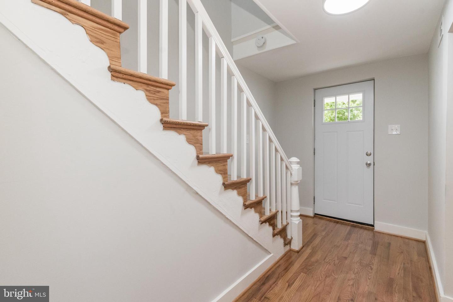 118 E MONMOUTH ST, WINCHESTER, Virginia 22601, 4 Bedrooms Bedrooms, ,1 BathroomBathrooms,Residential,For sale,118 E MONMOUTH ST,VAWI2008920 MLS # VAWI2008920