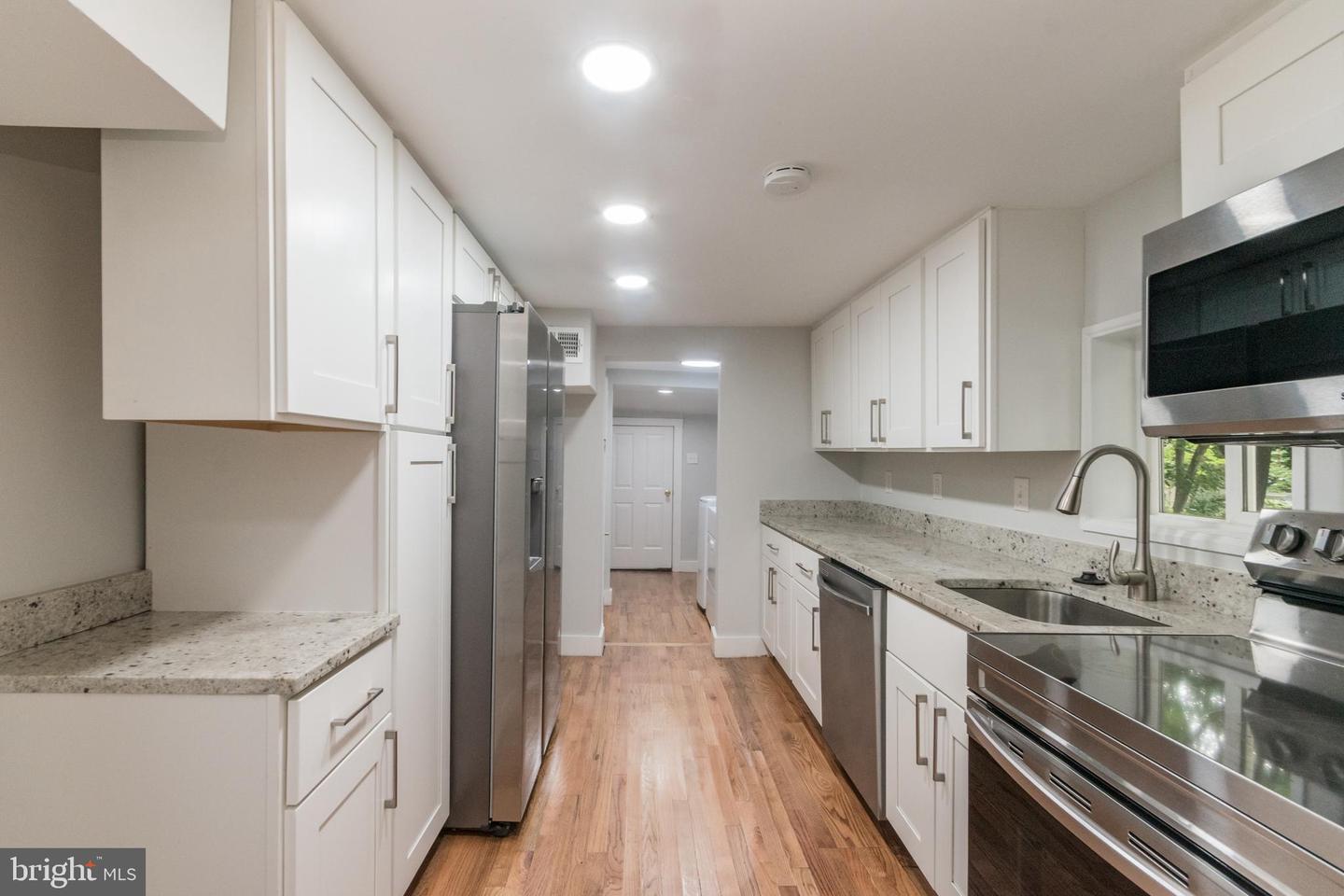118 E MONMOUTH ST, WINCHESTER, Virginia 22601, 4 Bedrooms Bedrooms, ,1 BathroomBathrooms,Residential,For sale,118 E MONMOUTH ST,VAWI2008920 MLS # VAWI2008920