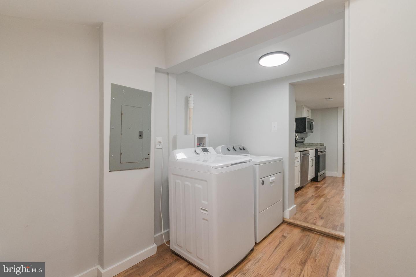 118 E MONMOUTH ST, WINCHESTER, Virginia 22601, 4 Bedrooms Bedrooms, ,1 BathroomBathrooms,Residential,For sale,118 E MONMOUTH ST,VAWI2008920 MLS # VAWI2008920