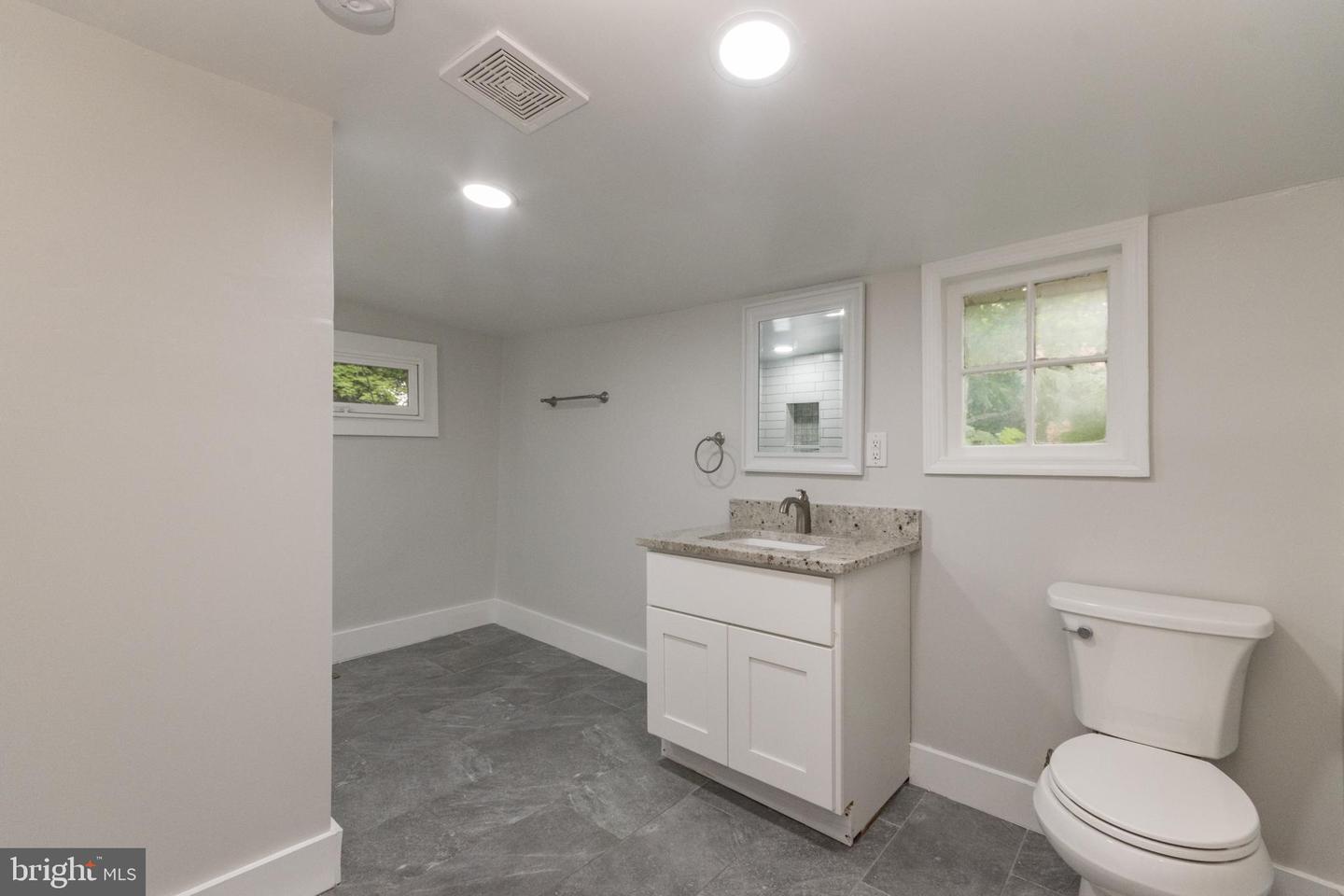 118 E MONMOUTH ST, WINCHESTER, Virginia 22601, 4 Bedrooms Bedrooms, ,1 BathroomBathrooms,Residential,For sale,118 E MONMOUTH ST,VAWI2008920 MLS # VAWI2008920