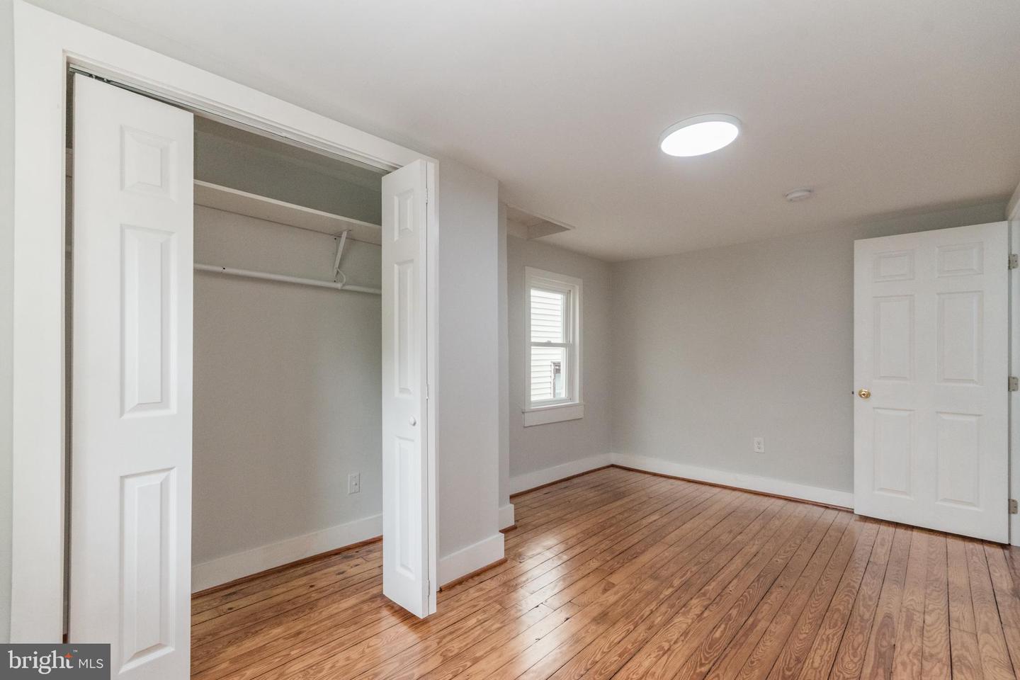 118 E MONMOUTH ST, WINCHESTER, Virginia 22601, 4 Bedrooms Bedrooms, ,1 BathroomBathrooms,Residential,For sale,118 E MONMOUTH ST,VAWI2008920 MLS # VAWI2008920