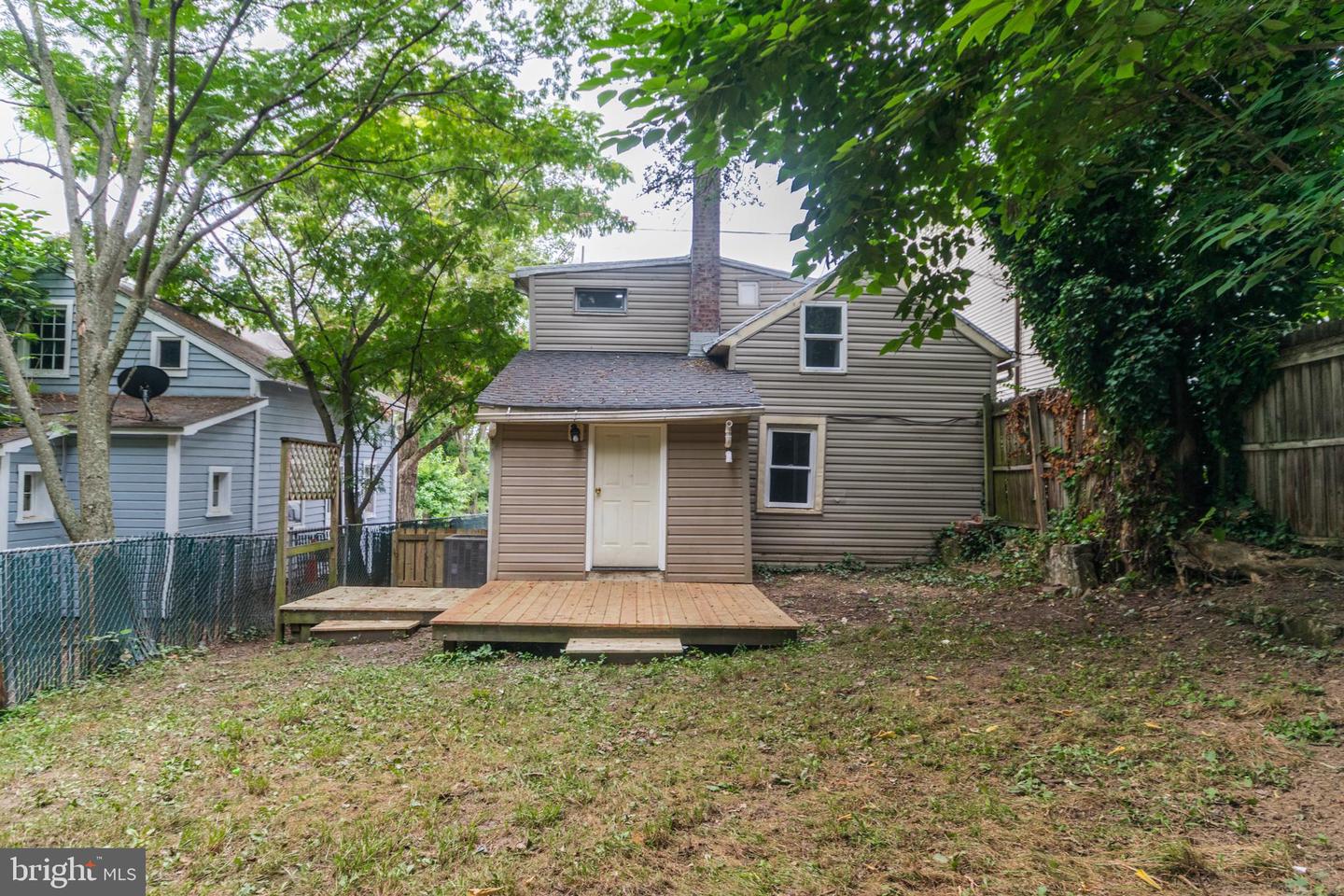 118 E MONMOUTH ST, WINCHESTER, Virginia 22601, 4 Bedrooms Bedrooms, ,1 BathroomBathrooms,Residential,For sale,118 E MONMOUTH ST,VAWI2008920 MLS # VAWI2008920