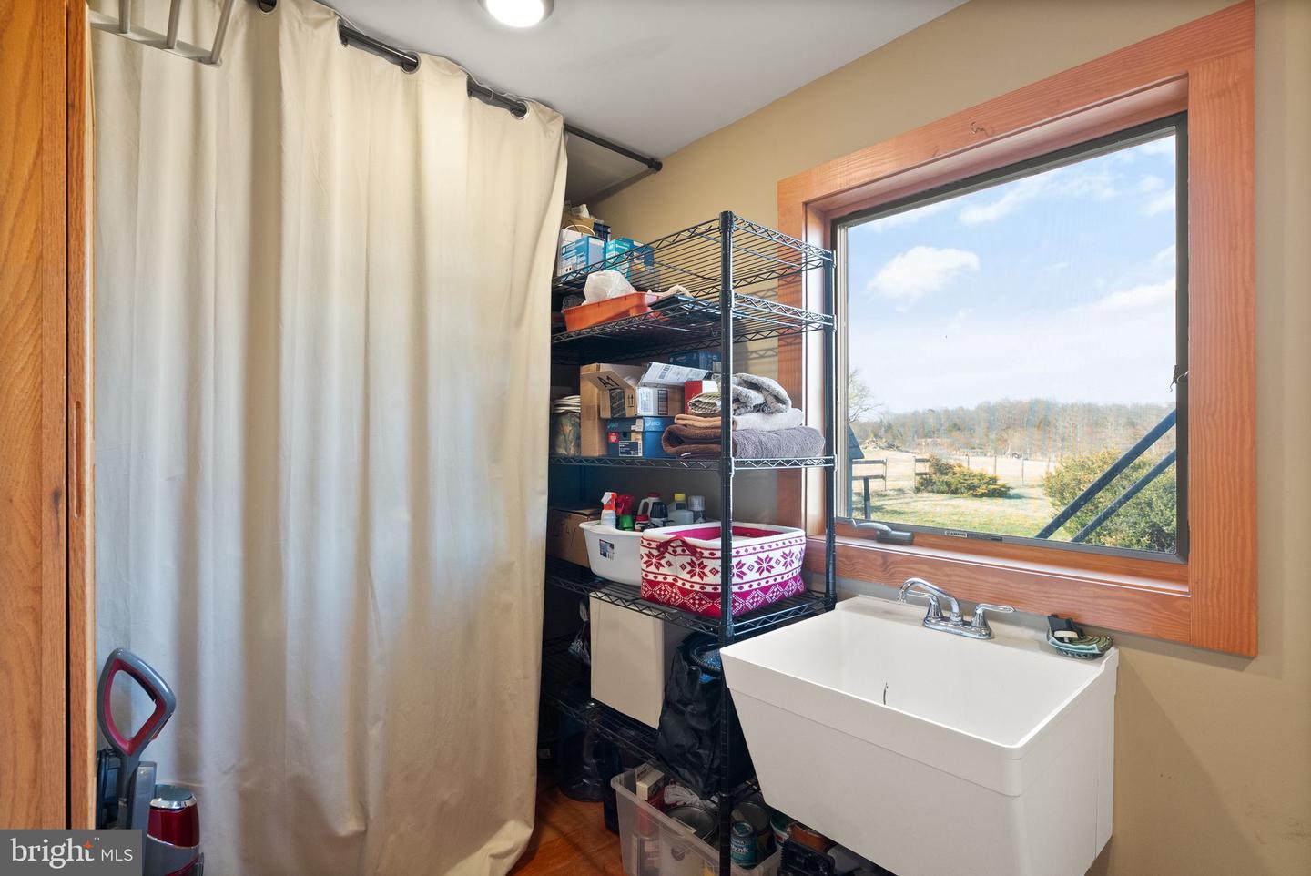 12150 PARKGATE DR, NOKESVILLE, Virginia 20181, 4 Bedrooms Bedrooms, ,3 BathroomsBathrooms,Residential,For sale,12150 PARKGATE DR,VAPW2102044 MLS # VAPW2102044