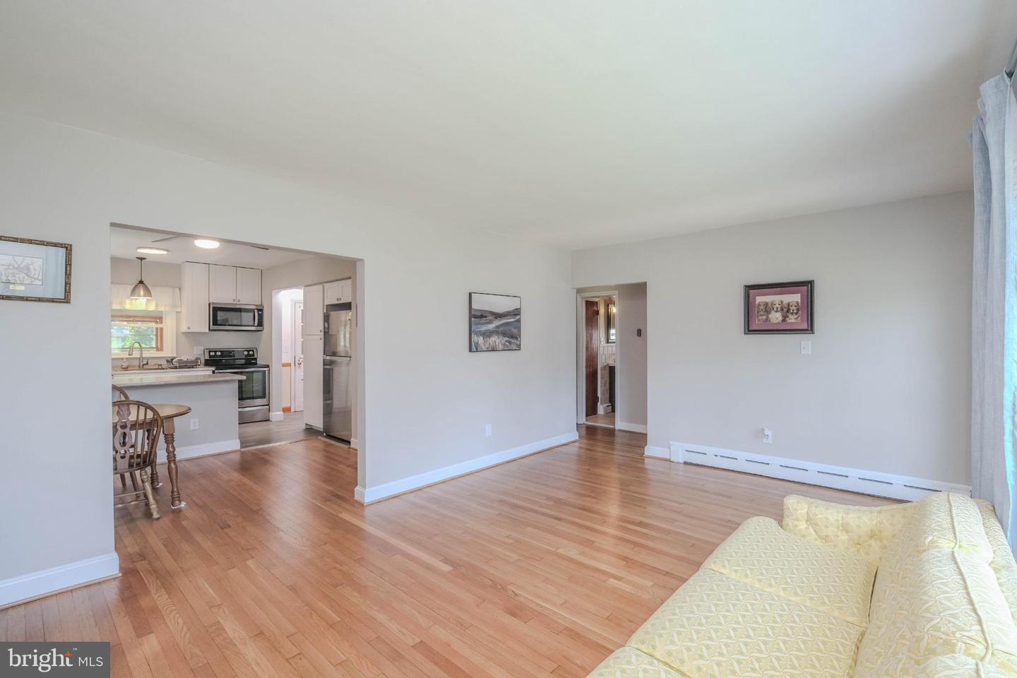 710 RIVER DR, FRONT ROYAL, Virginia 22630, 3 Bedrooms Bedrooms, 10 Rooms Rooms,2 BathroomsBathrooms,Residential,For sale,710 RIVER DR,VAWR2012030 MLS # VAWR2012030