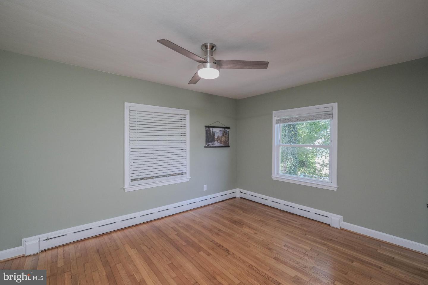 710 RIVER DR, FRONT ROYAL, Virginia 22630, 3 Bedrooms Bedrooms, 10 Rooms Rooms,2 BathroomsBathrooms,Residential,For sale,710 RIVER DR,VAWR2012030 MLS # VAWR2012030