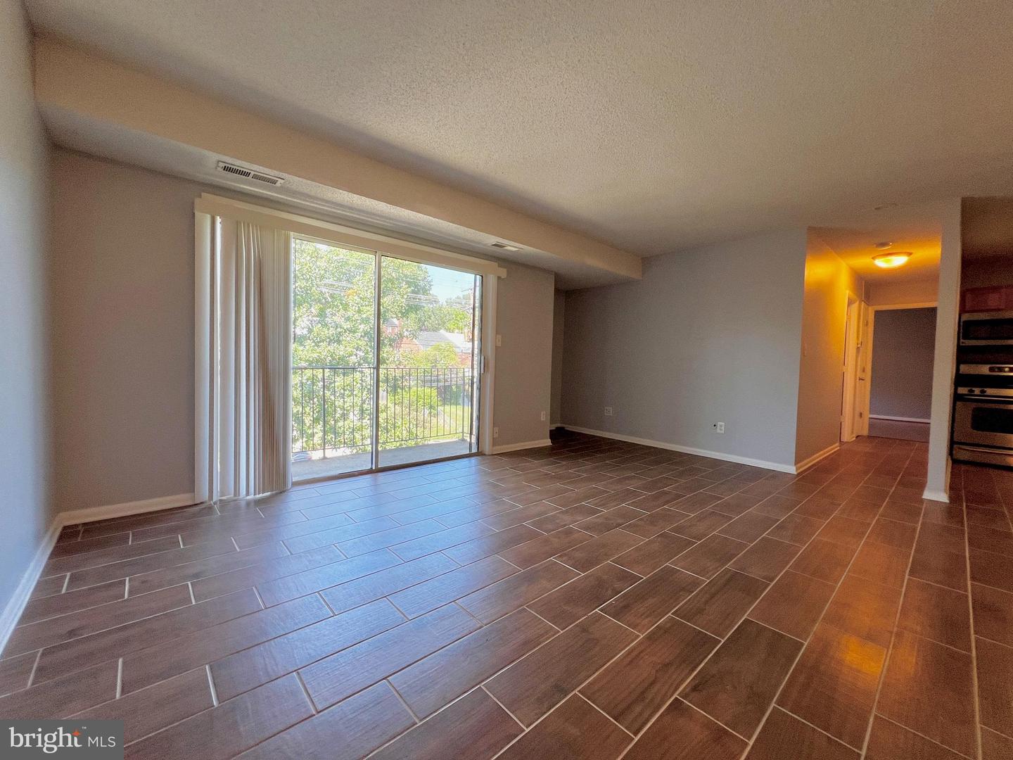 625 CHESAPEAKE ST SE #301, WASHINGTON, District Of Columbia 20032, 2 Bedrooms Bedrooms, ,1 BathroomBathrooms,Residential,For sale,625 CHESAPEAKE ST SE #301,DCDC2216024 MLS # DCDC2216024